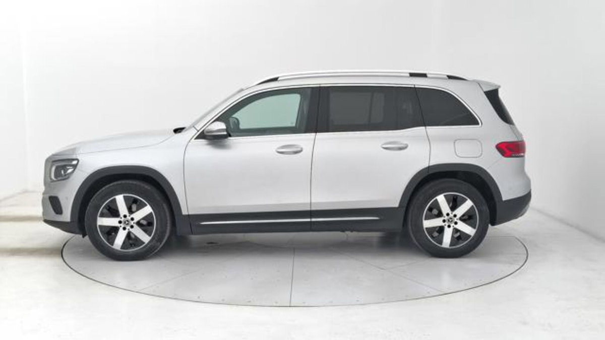 Mercedes-Benz GLB 220 d Automatic 4Matic Sport Plus (2)