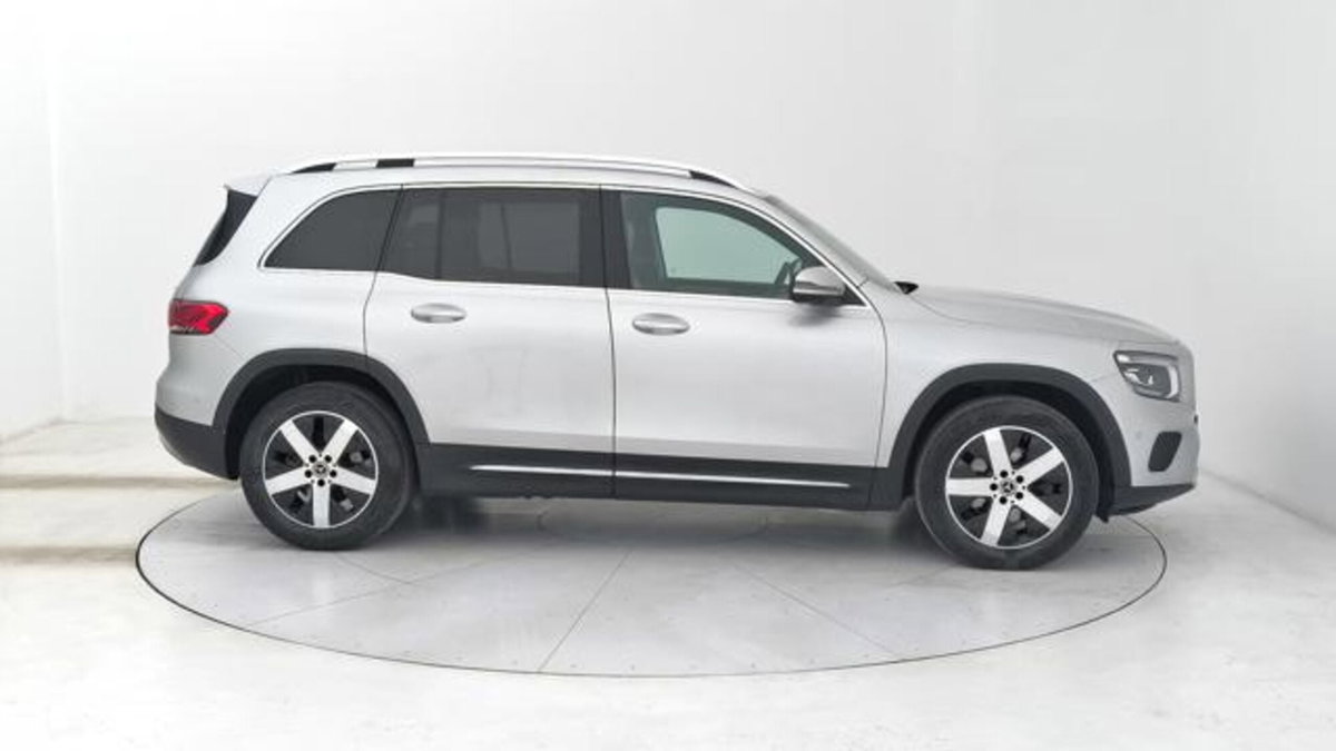 Mercedes-Benz GLB 220 d Automatic 4Matic Sport Plus (6)