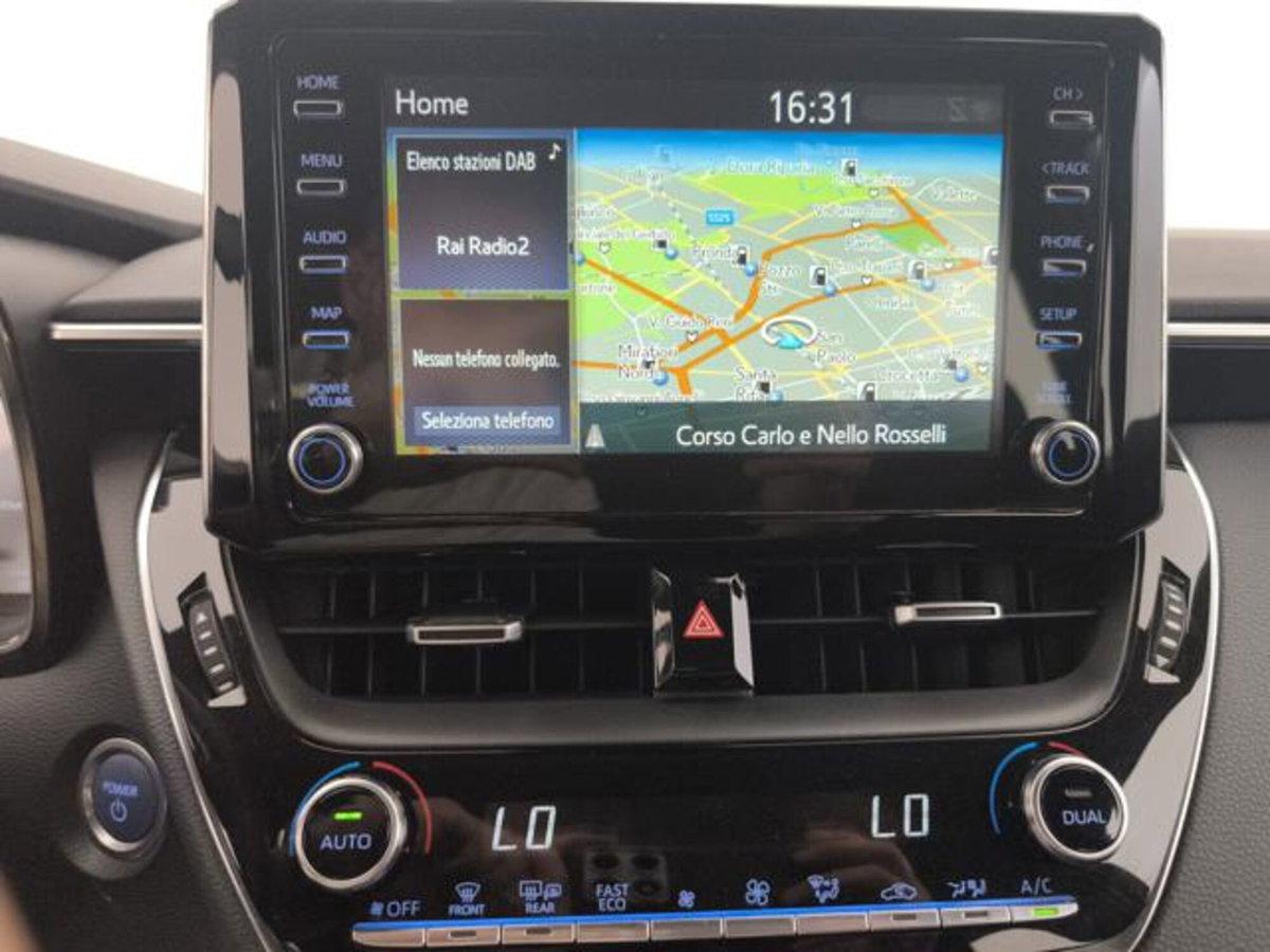 Toyota Corolla Touring Sports 1.8 Hybrid Business (16)
