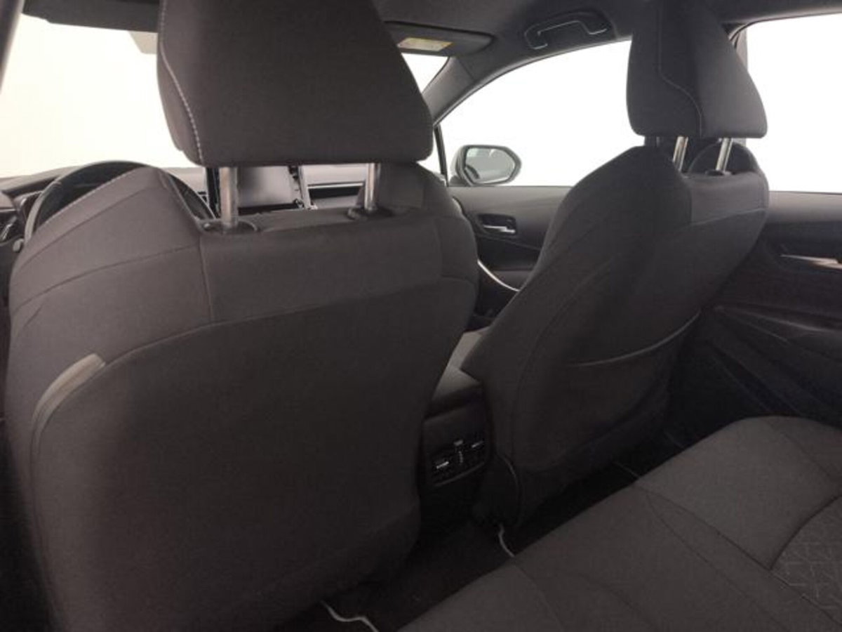Toyota Corolla Touring Sports 1.8 Hybrid Business (20)