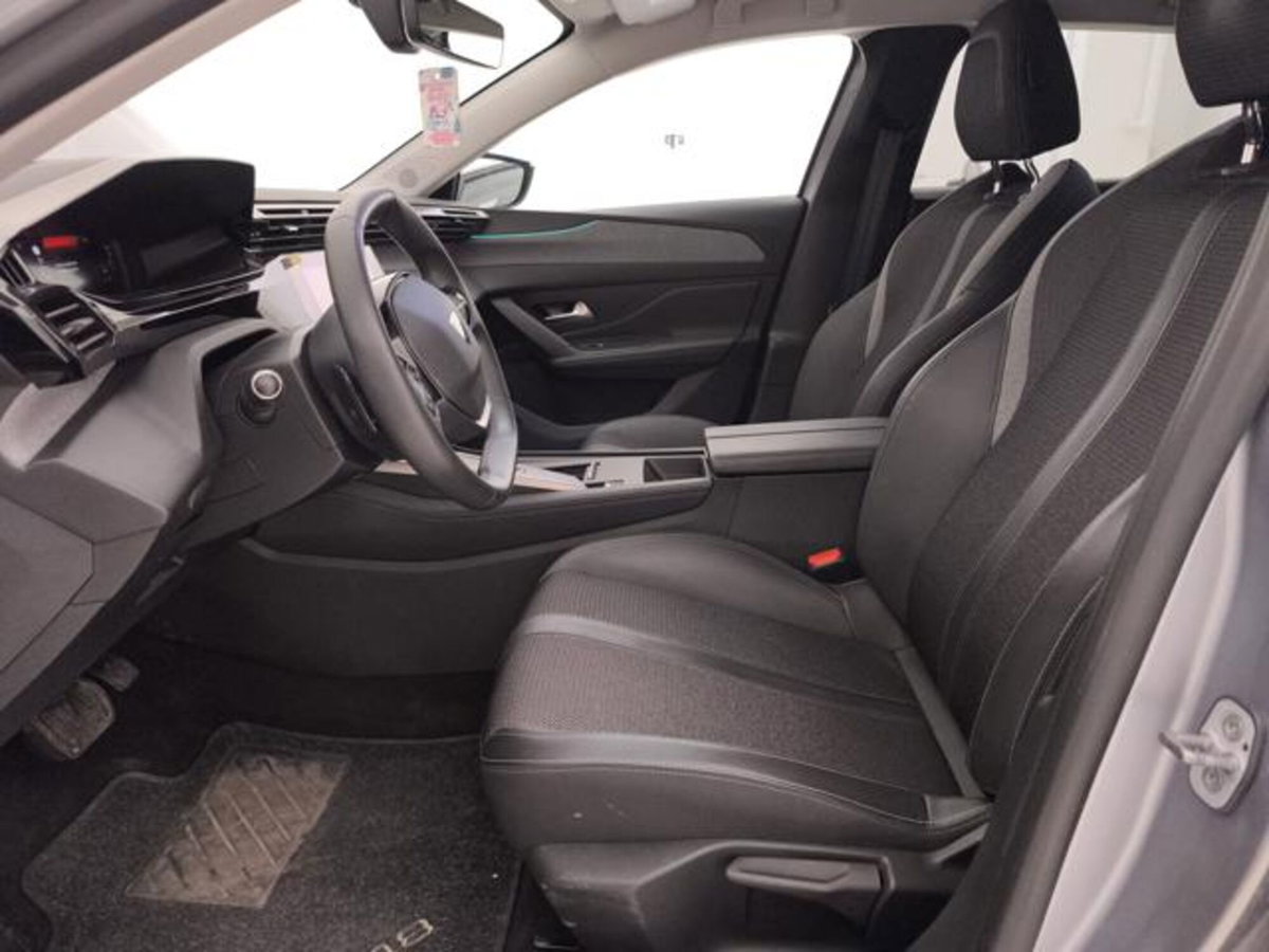 Peugeot 308 SW BlueHDi 130 S&S EAT8 Allure Pack (11)