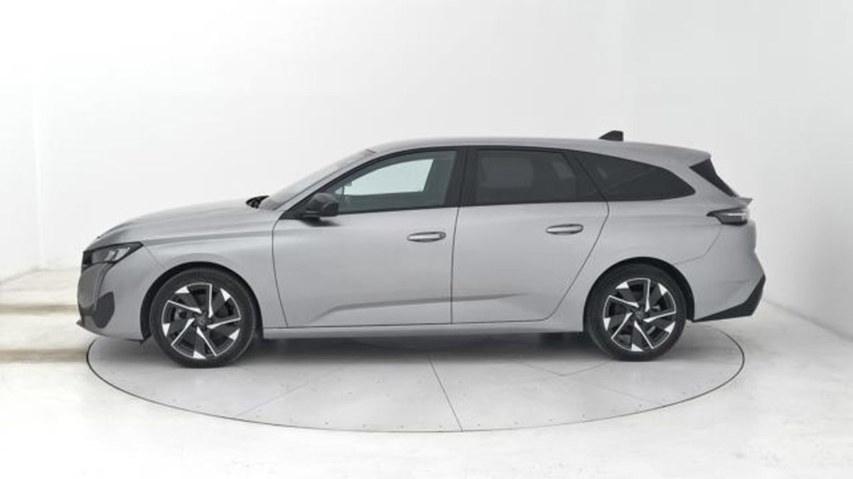 Peugeot 308 SW BlueHDi 130 S&S EAT8 Allure Pack (2)