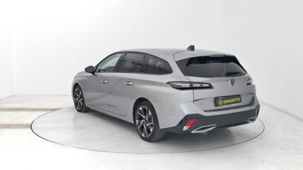Peugeot 308 SW BlueHDi 130 S&S EAT8 Allure Pack (3)