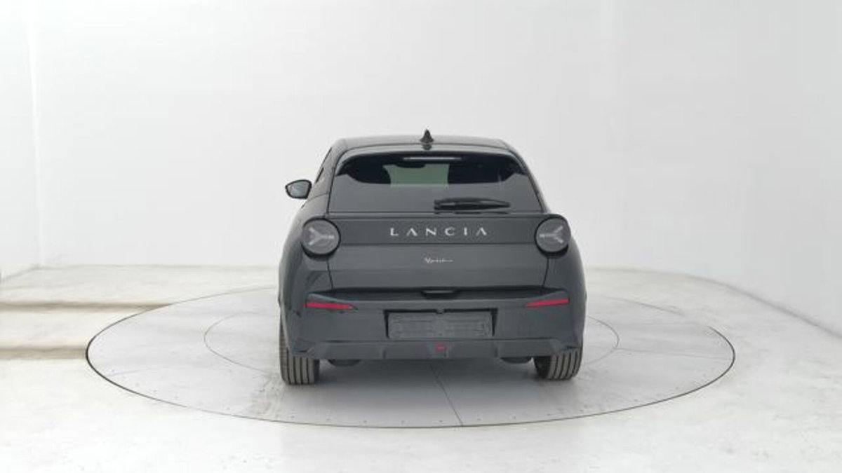 Lancia Ypsilon 51kWh LX (4)