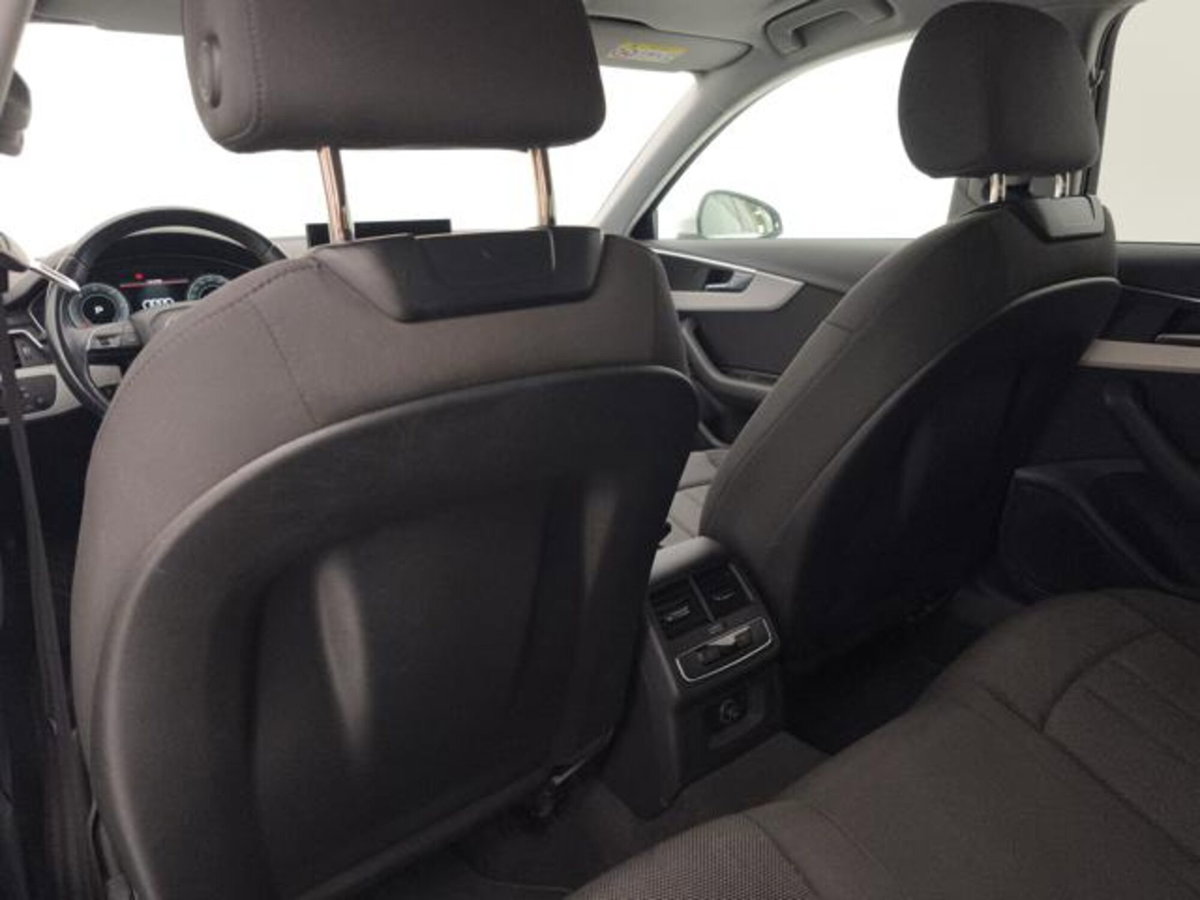 Audi A4 Avant 35 2.0 tdi mhev Business Advanced 163cv s-tronic (20)