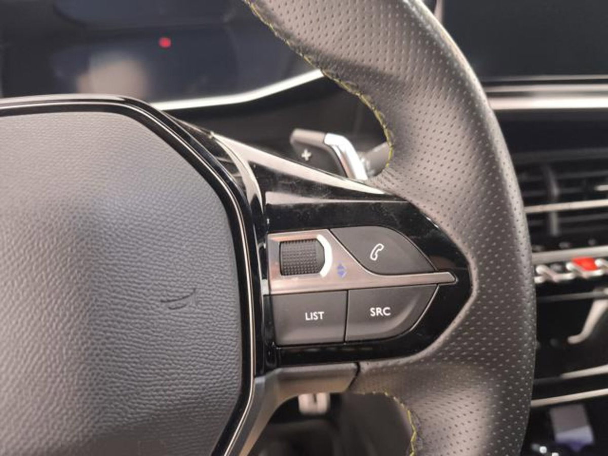 Peugeot 208 1.2 puretech Active s&s 100cv (15)