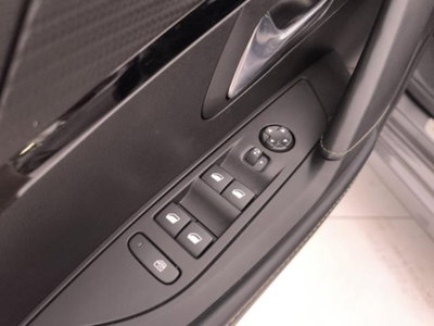 Peugeot 208 1.2 puretech Active s&s 100cv (18)