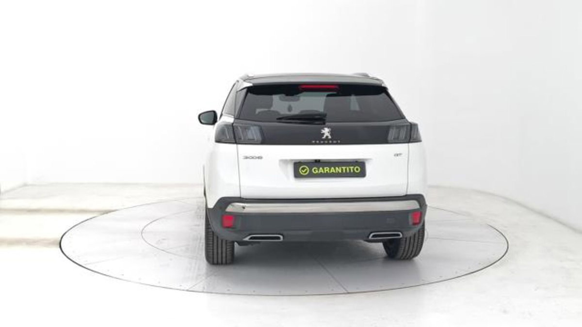Peugeot 3008 BlueHDi 130 S&S EAT8 GT Pack (4)
