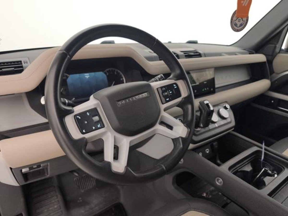 Land Rover Defender 110 3.0d i6 mhev X-Dynamic SE awd 250cv auto (10)