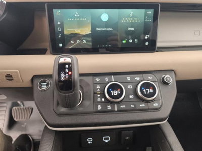 Land Rover Defender 110 3.0d i6 mhev X-Dynamic SE awd 250cv auto (17)