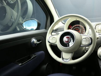 Fiat 500 1.0 Hybrid Club (12)