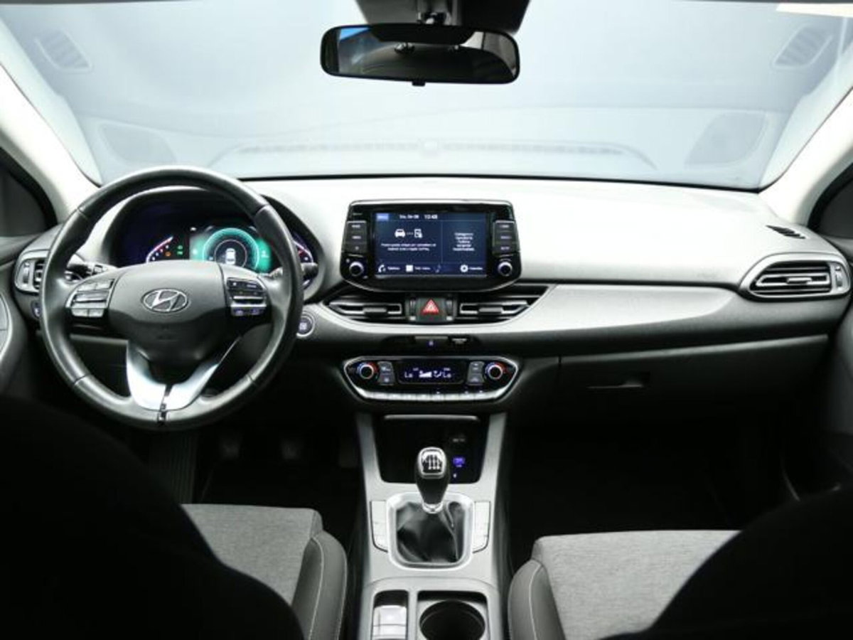 Hyundai i30 Fastback 1.0 T-GDI iMT 48V Prime (12)