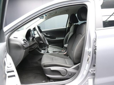 Hyundai i30 Fastback 1.0 T-GDI iMT 48V Prime (9)