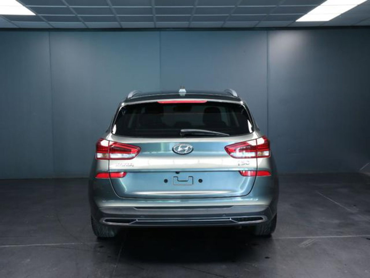 Hyundai i30 Fastback 1.0 T-GDI iMT 48V Prime (4)