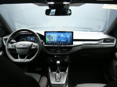 Ford Focus Station Wagon 1.0 EcoBoost Hybrid 155 CV SW ST-Line (12)