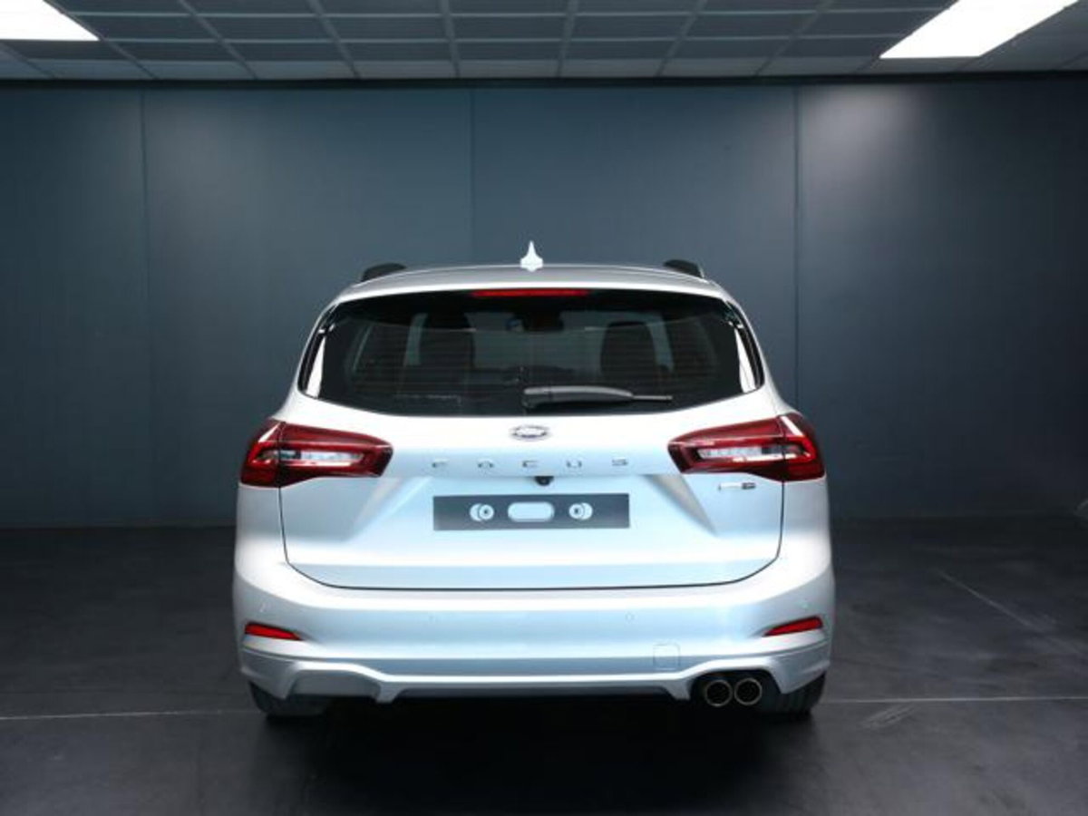 Ford Focus Station Wagon 1.0 EcoBoost Hybrid 155 CV SW ST-Line (4)