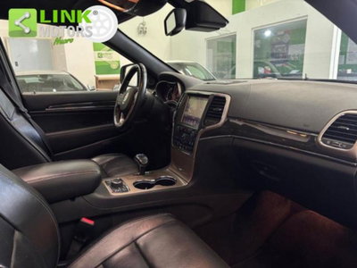 Jeep Grand Cherokee 3.0 V6 CRD 250 CV Multijet II Overland (16)