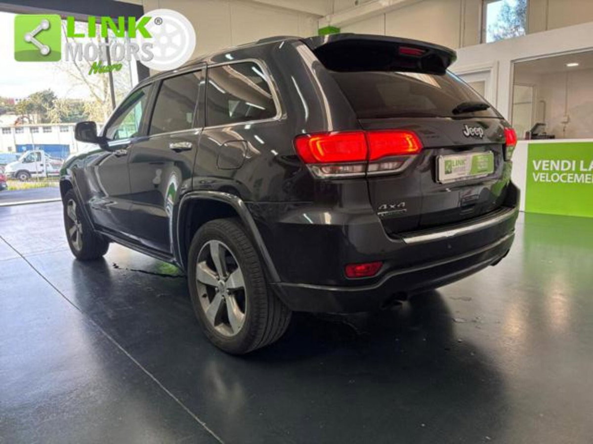 Jeep Grand Cherokee 3.0 V6 CRD 250 CV Multijet II Overland (3)