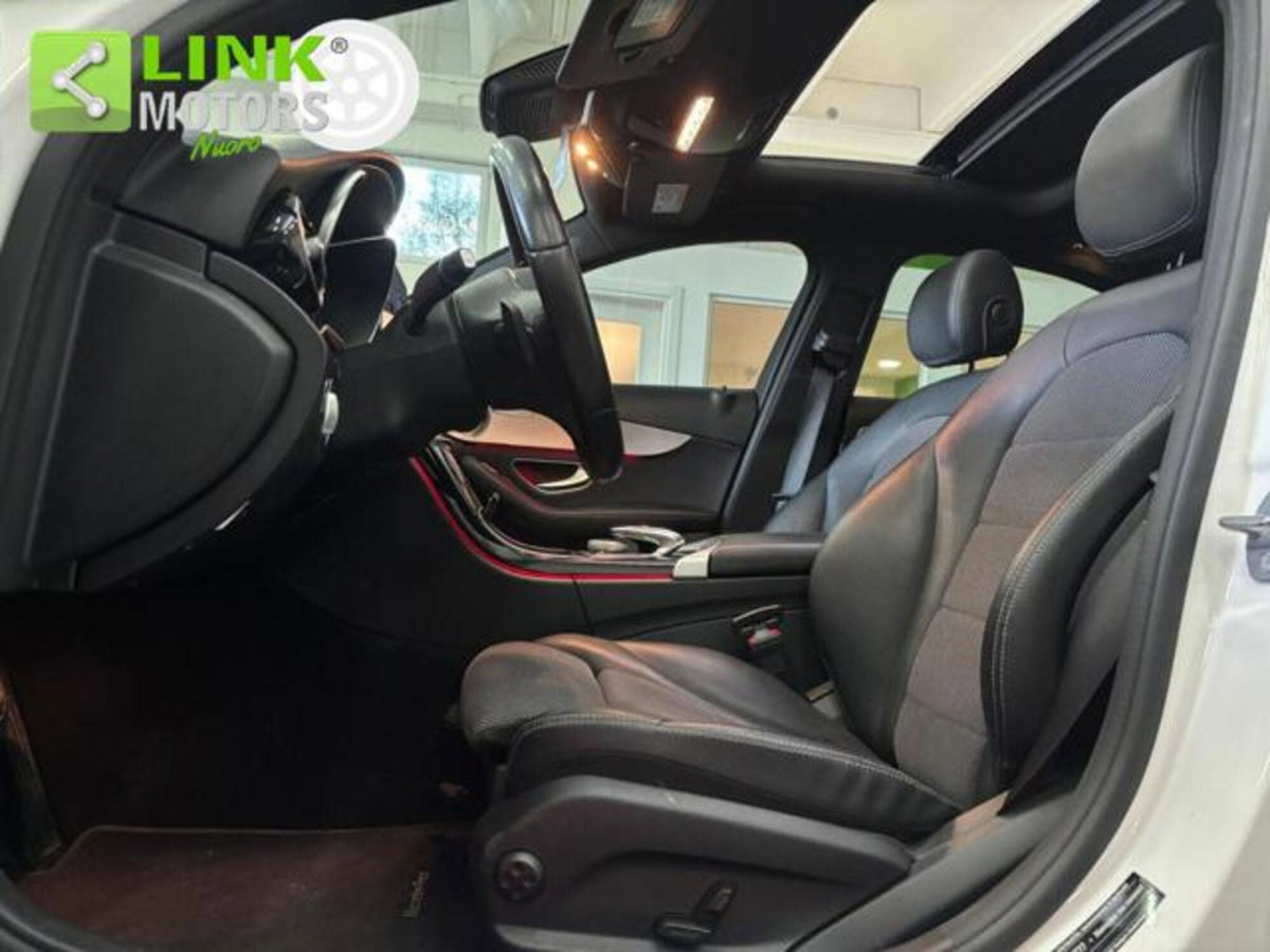 Mercedes-Benz Classe C 220 d 4Matic Auto Premium (9)