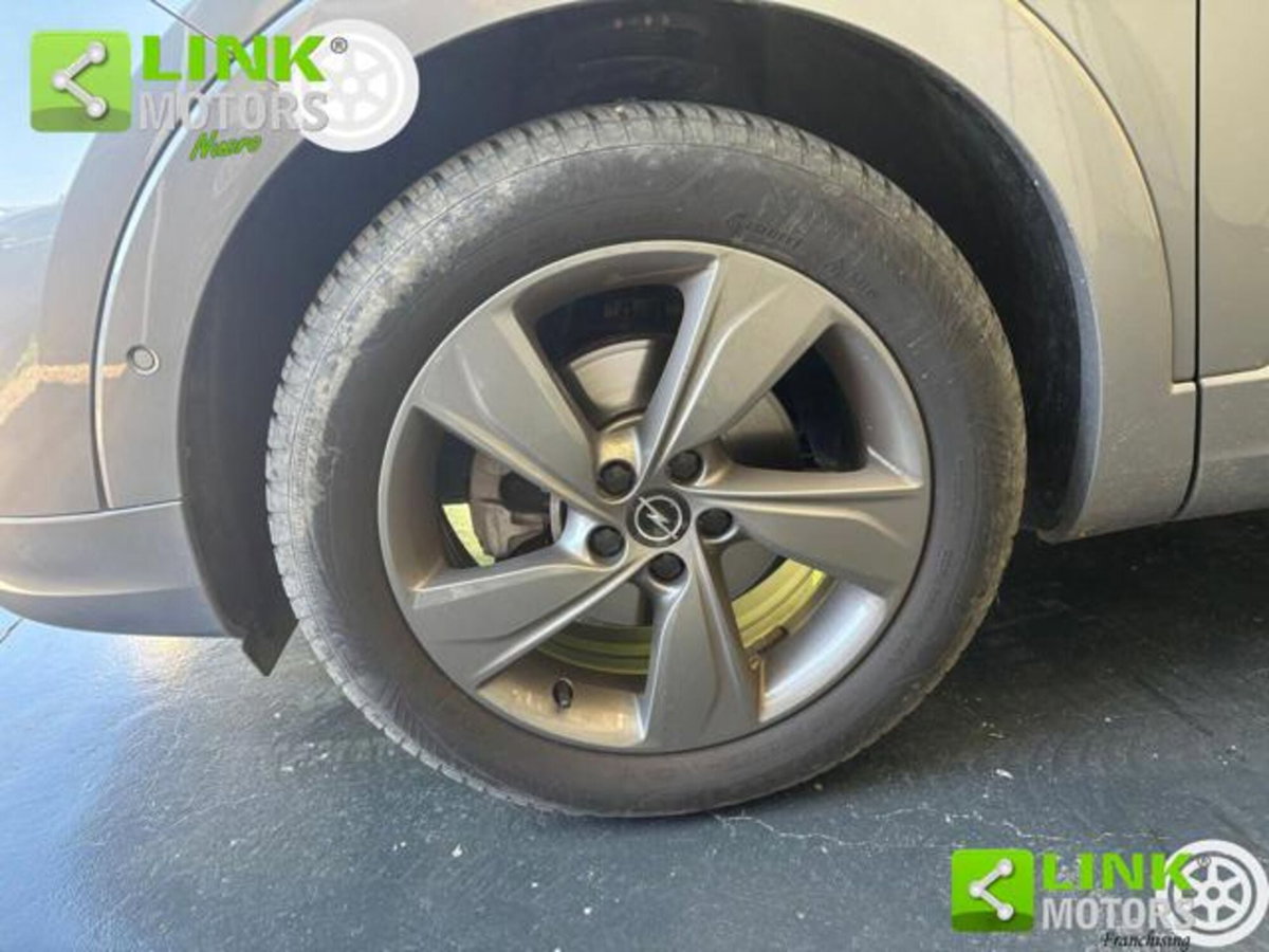Opel Grandland 1.2 Turbo 12V 130 CV aut. Business Elegance (10)
