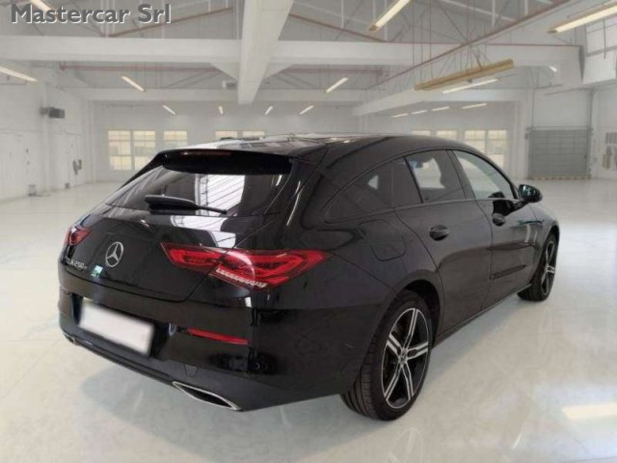 Mercedes-Benz CLA Shooting Brake Shooting Brake 250 e phev Advanced auto (3)