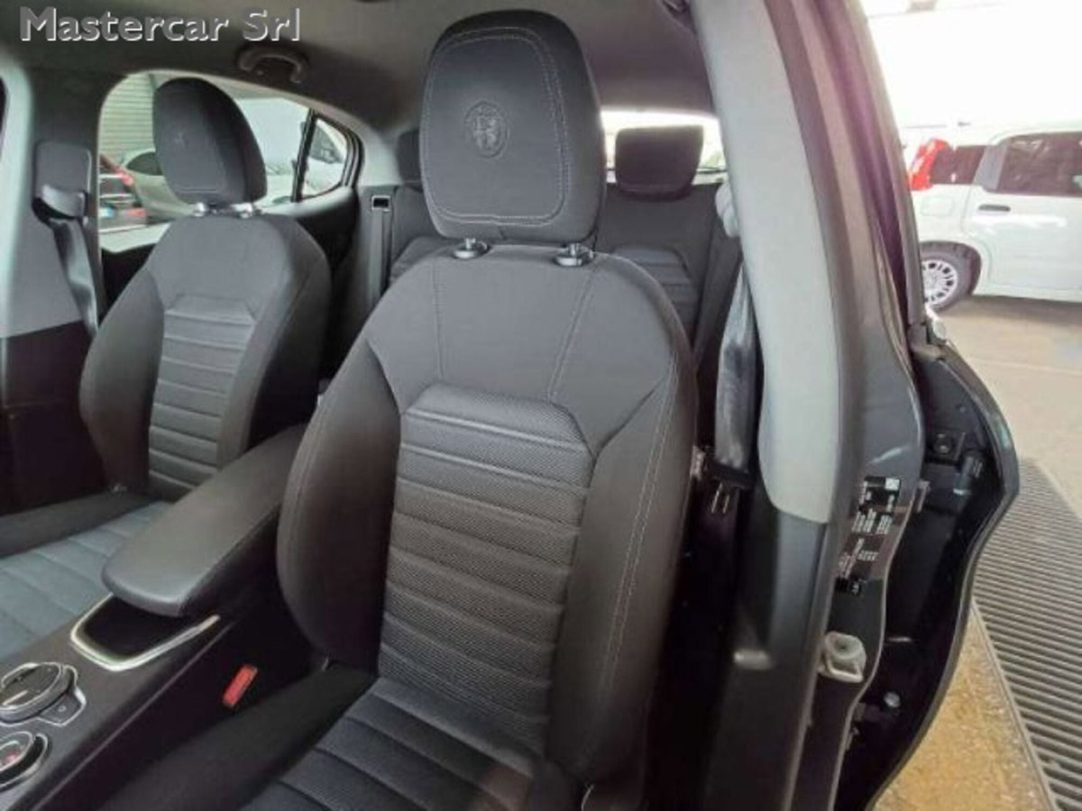 Alfa Romeo Stelvio Stelvio 2.2 Turbodiesel 190 CV AT8 Q4 Super Business (11)