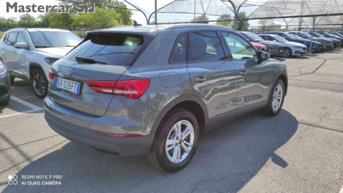 Audi Q3 1.4 TFSI 150 CV Business (6)