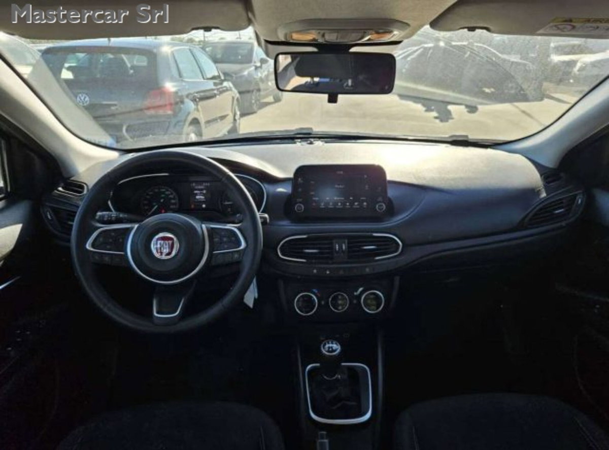 Fiat Tipo Station Wagon Tipo SW 1.0 t3 Cross 100cv (9)