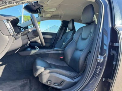 Volvo S90 B5 (d) AWD Geartronic Inscription (13)