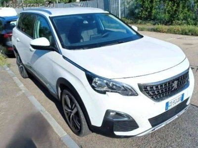 Peugeot 5008 1.5 bluehdi Allure Pack s&s 130cv eat8 (5)