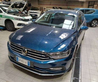 Volkswagen Passat Variant 2.0 TDI SCR 200 CV 4MOTION DSG Executive (2)