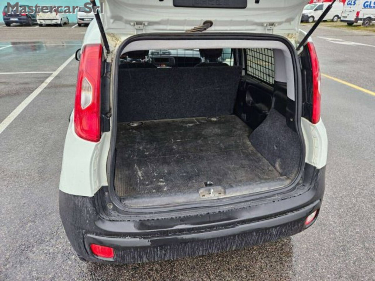 Fiat Panda 1.2 Pop Van 2 posti (5)