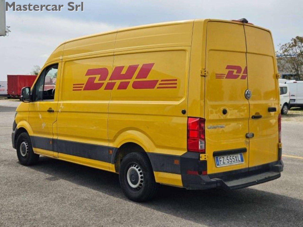 Volkswagen Veicoli Commerciali Crafter Furgone 35 2.0 tdi 140cv L3H3 Logistic auto (4)