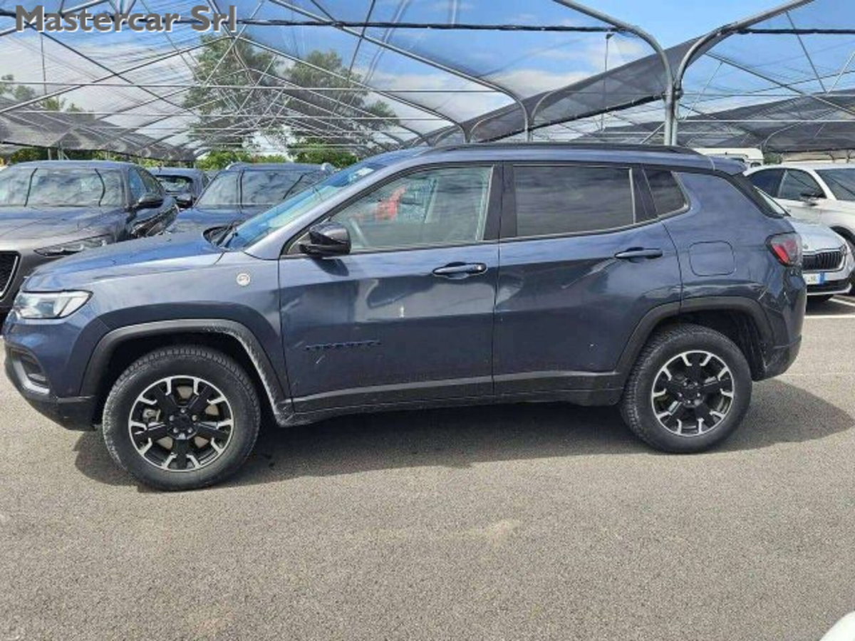 Jeep Compass 1.3 turbo t4 phev Trailhawk 4xe auto (3)