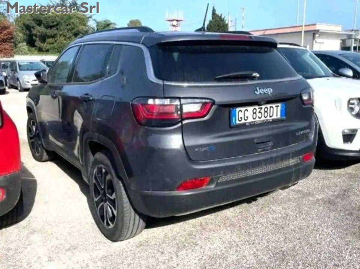 Jeep Compass 1.3 T4 190CV PHEV AT6 4xe Limited (3)