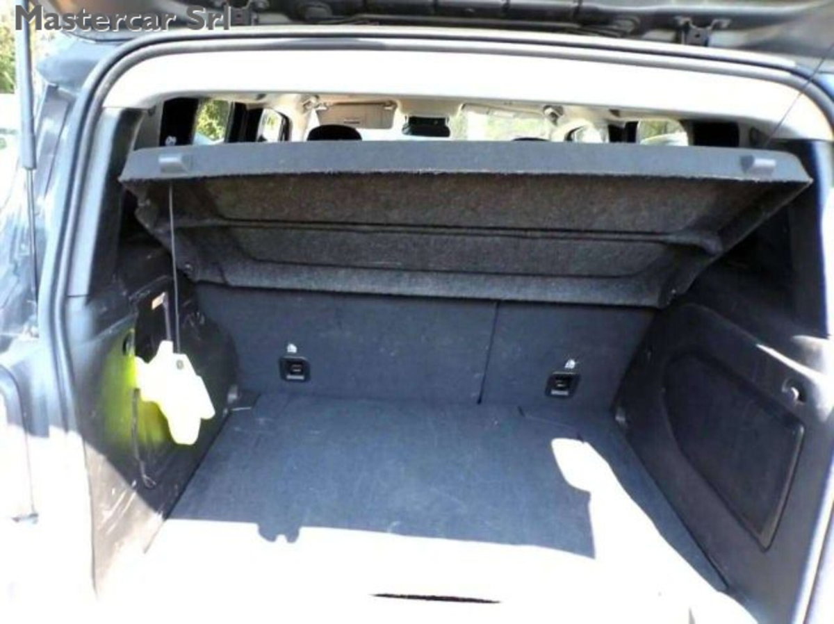 Jeep Renegade 1.3 T4 190CV PHEV 4xe AT6 Limited (11)