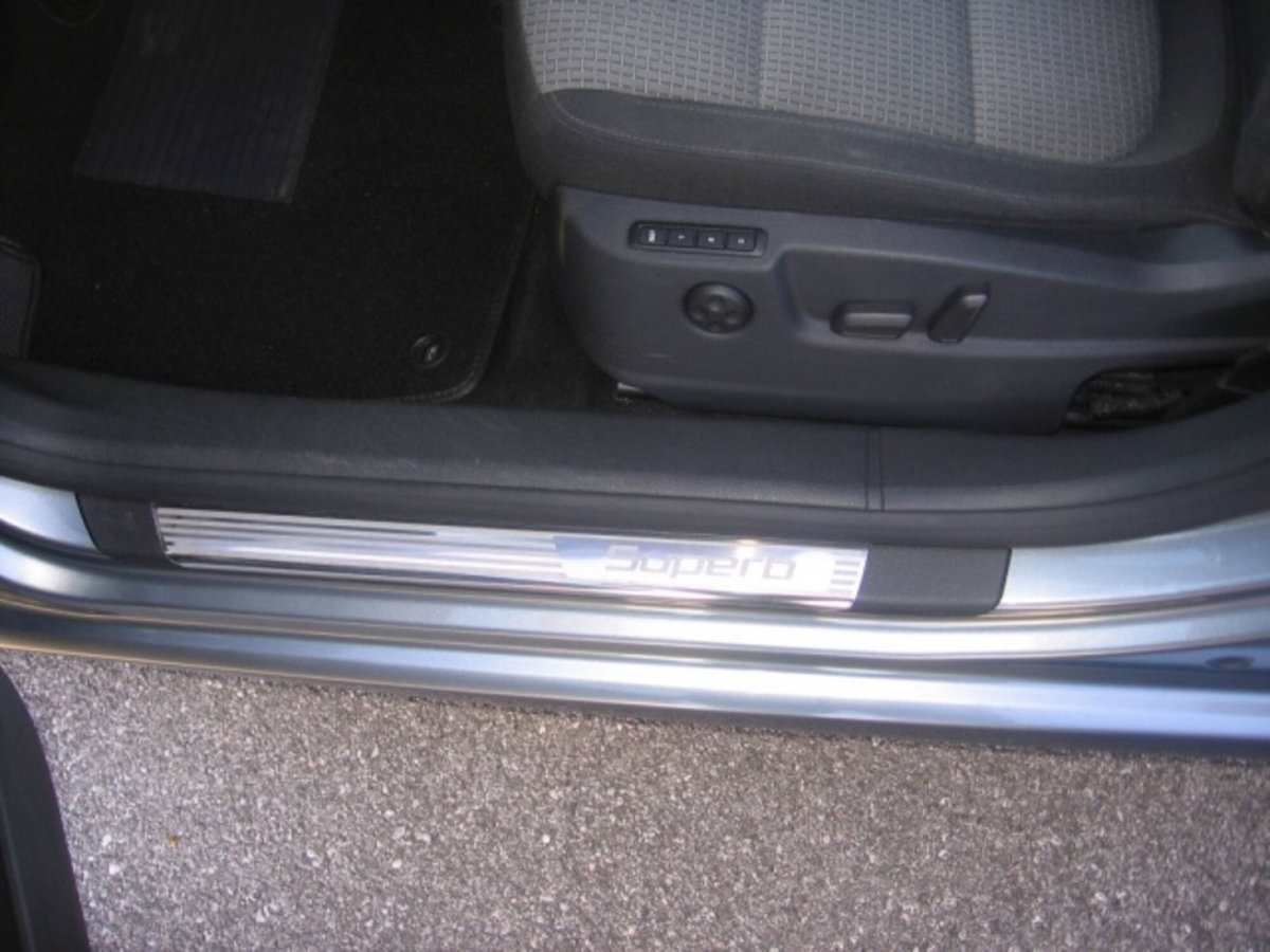 Skoda Superb Station Wagon 2.0 TDI CR 140CV DSG Wagon Ambition (19)