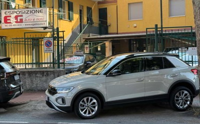 Volkswagen T-Roc 1.0 TSI Life usata