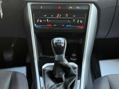 Volkswagen T-Roc 1.0 TSI Life (10)