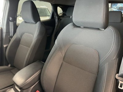 Nissan Qashqai 1.3 mhev Acenta 2wd 140cv (12)