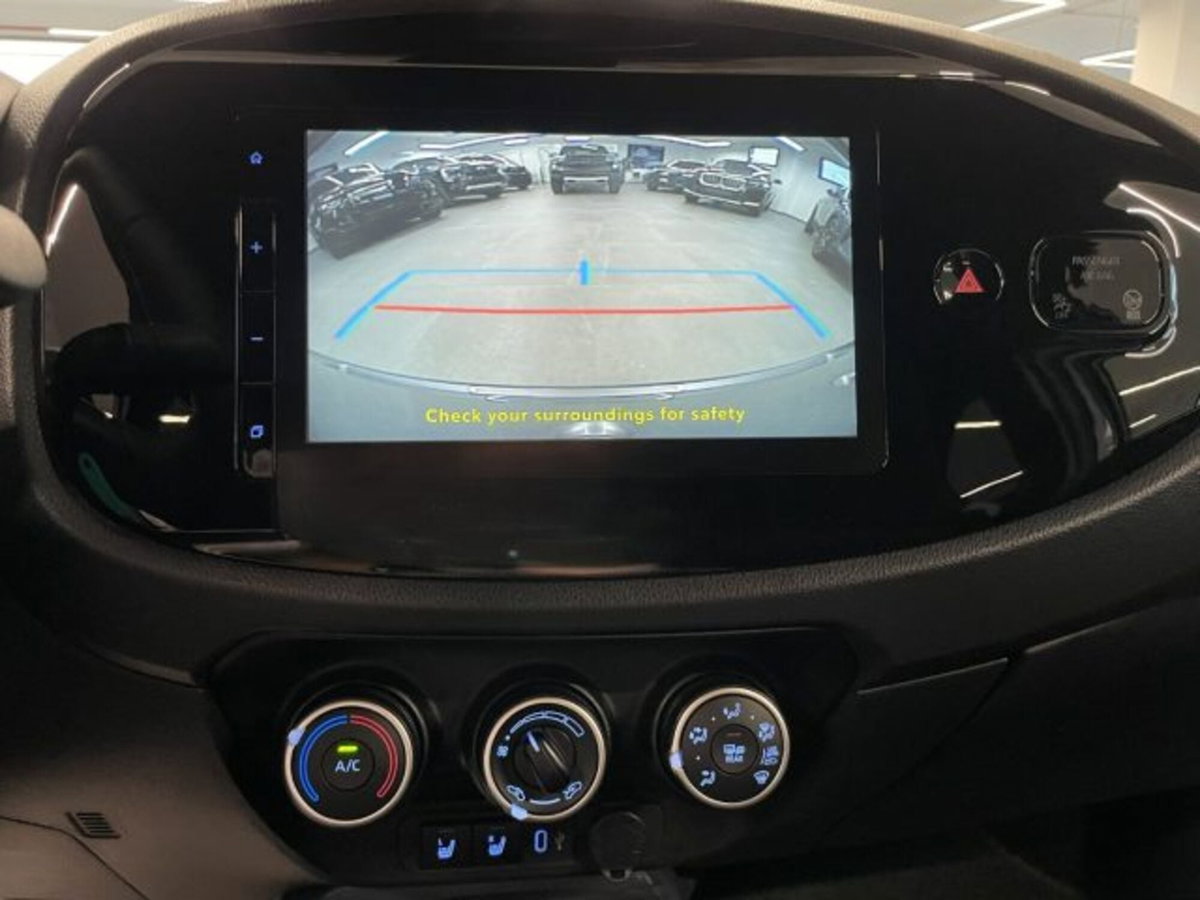 Toyota Aygo X 1.0 VVT-i 72 CV 5 porte Limited Air (2)