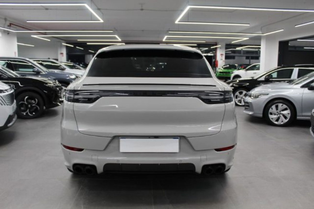 Porsche Cayenne Coupé 3.0 V6 (5)