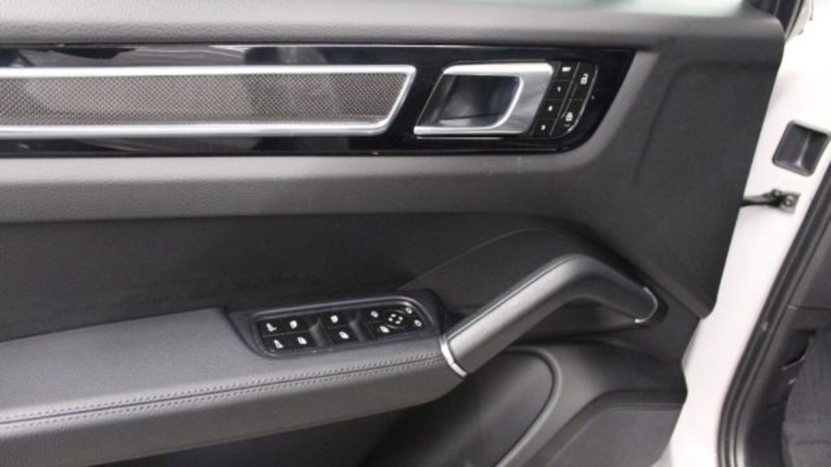 Porsche Cayenne Coupé 3.0 V6 (9)