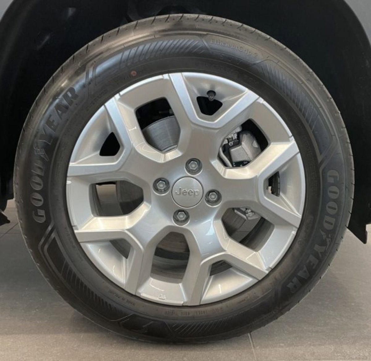 Jeep Avenger 1.2 turbo Altitude fwd 100cv (13)
