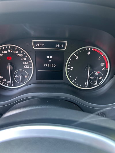 Mercedes-Benz Classe B 180 CDI Premium (17)