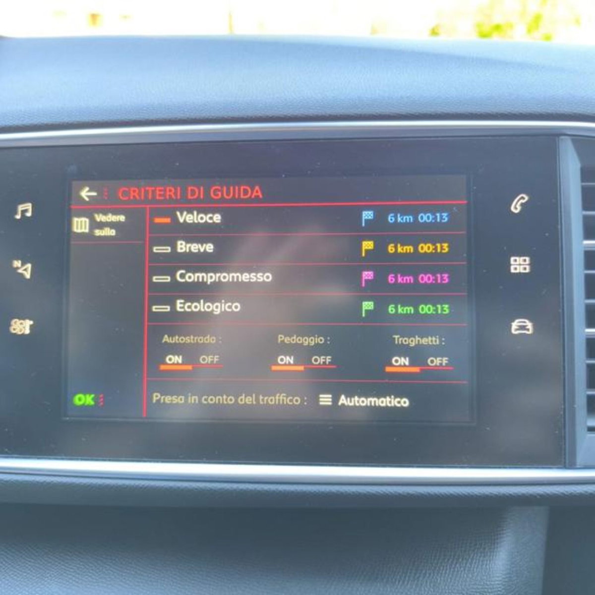 Peugeot 308 BlueHDi 120 S&S EAT6 GT Line (19)