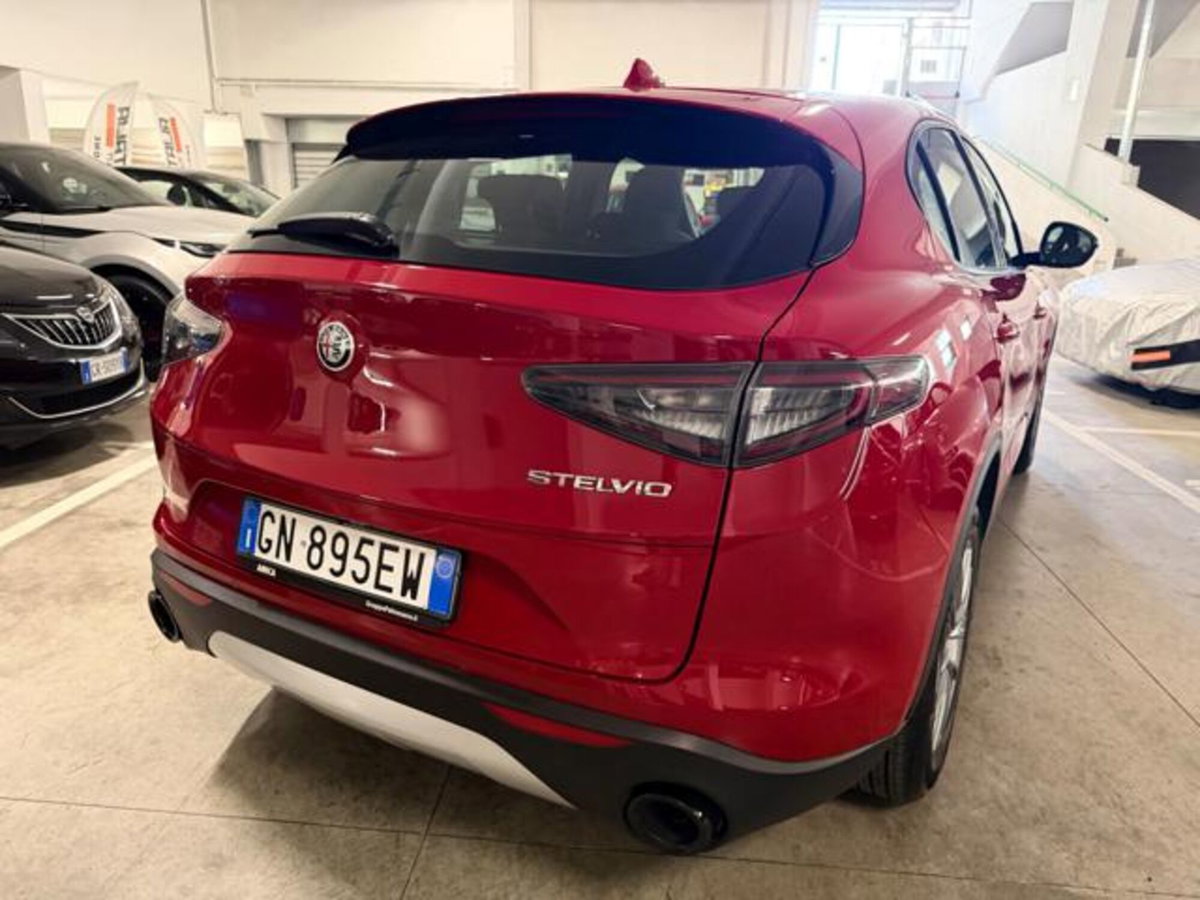Alfa Romeo Stelvio Stelvio 2.2 Turbodiesel 160 CV AT8 RWD Super Business (8)