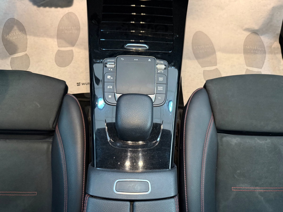 Mercedes-Benz Classe A 200 Automatic Premium (17)