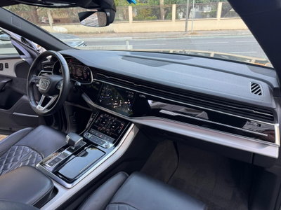 Audi Q8 Q8 55 TFSI quattro tiptronic Sport (13)