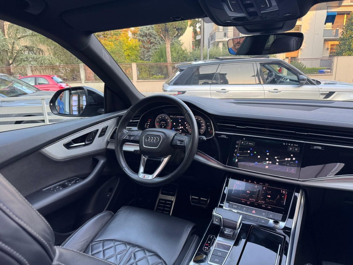 Audi Q8 Q8 55 TFSI quattro tiptronic Sport (19)
